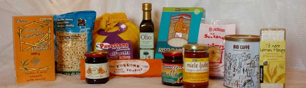 Ceste natalizie con prodotti del Commerico Equo Solidale